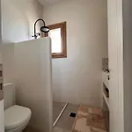Elysian House * كريس أكتي